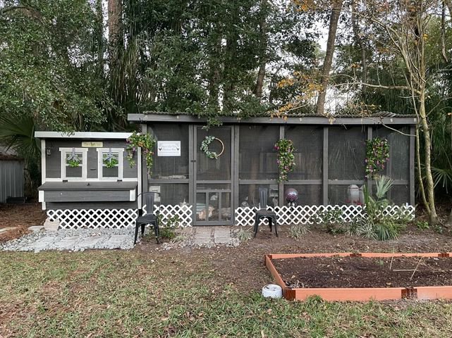 OverEZ Chicken Coops Started As A Shark Tank Pitch That's Achieved ...