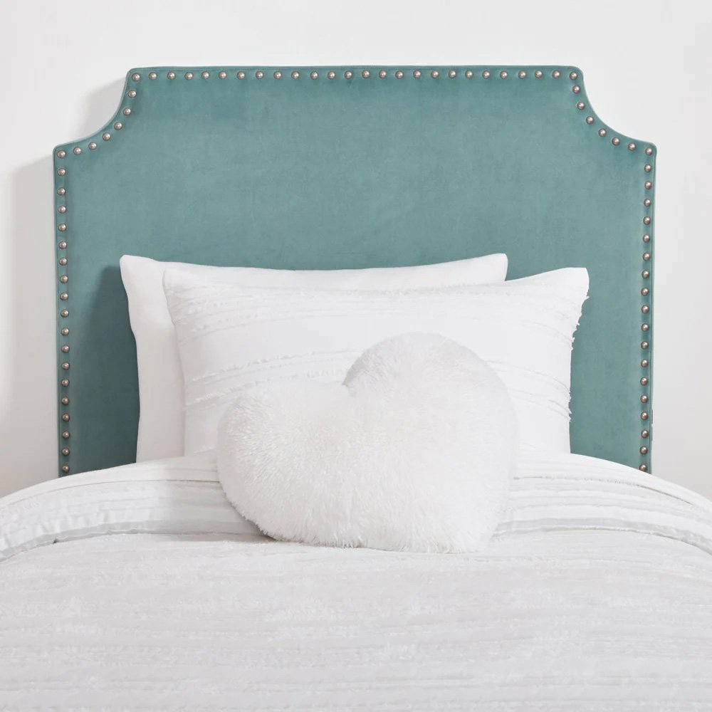 https://berkscountyliving.com/downloads/22368/download/dormify%20charging%20headboard.jpg?cb=2d33b6da5e75cff3e5928d50e3aee3e2&w=1200